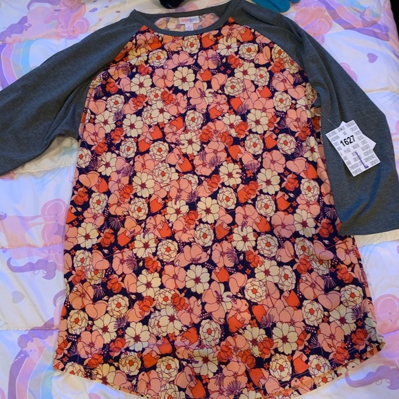 3 large Randy lula roe tops - Picture 5 of 5